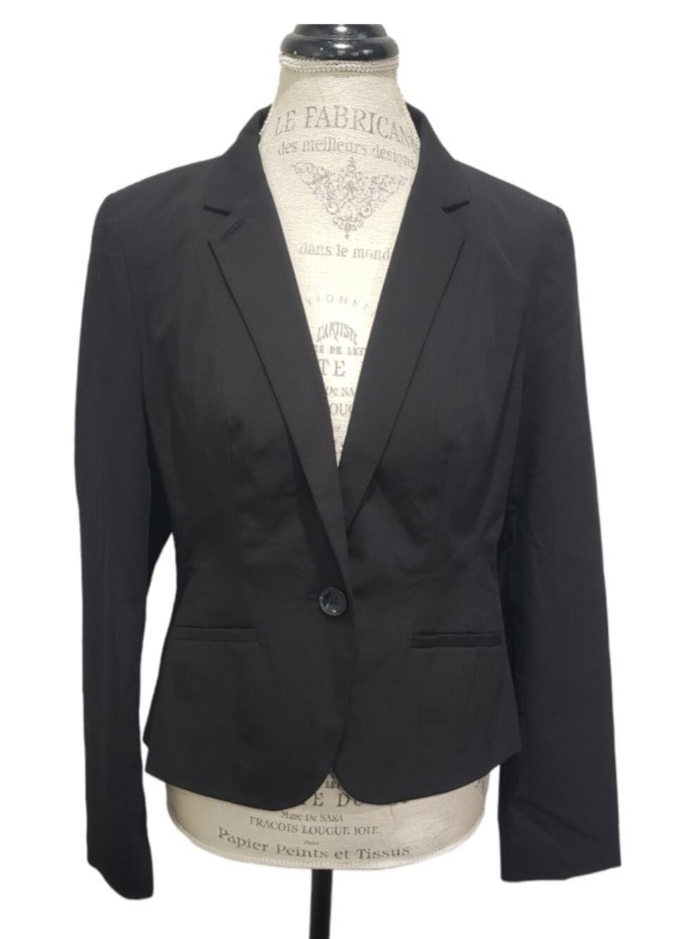 Worthington Black Single Button Up Long Sleeved Blazer Suit Jacket | Size Medium